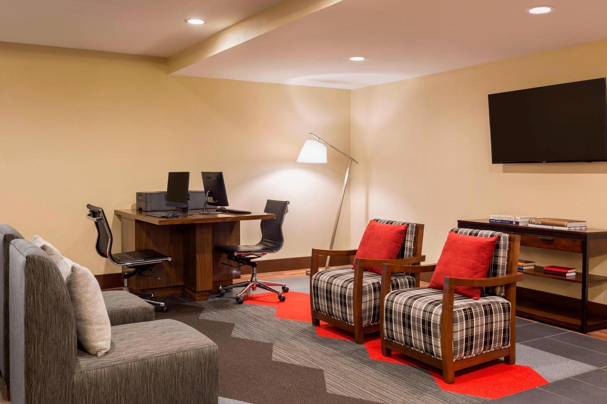 Four Points By Sheraton Milwaukee Airport Екстериор снимка